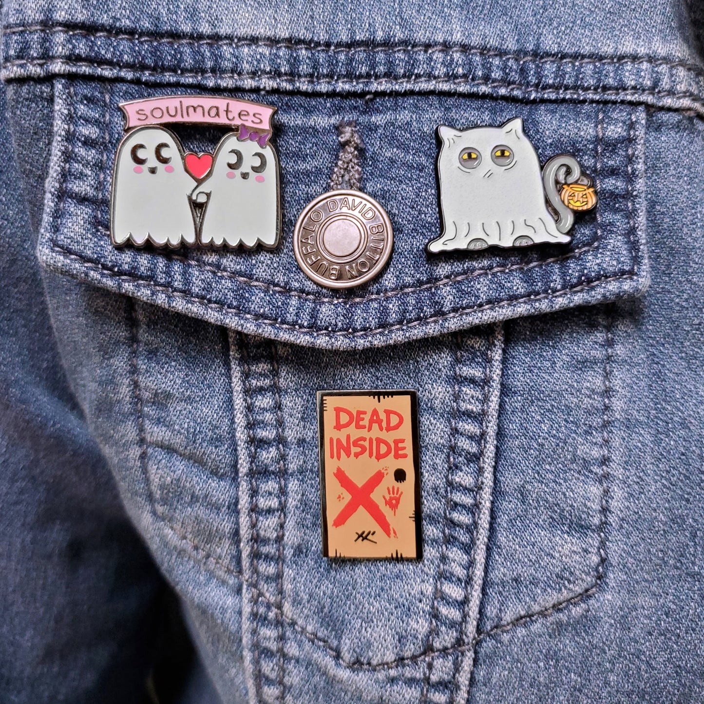 Spooky Kitty Pin - Kolorspun Enamel Pins