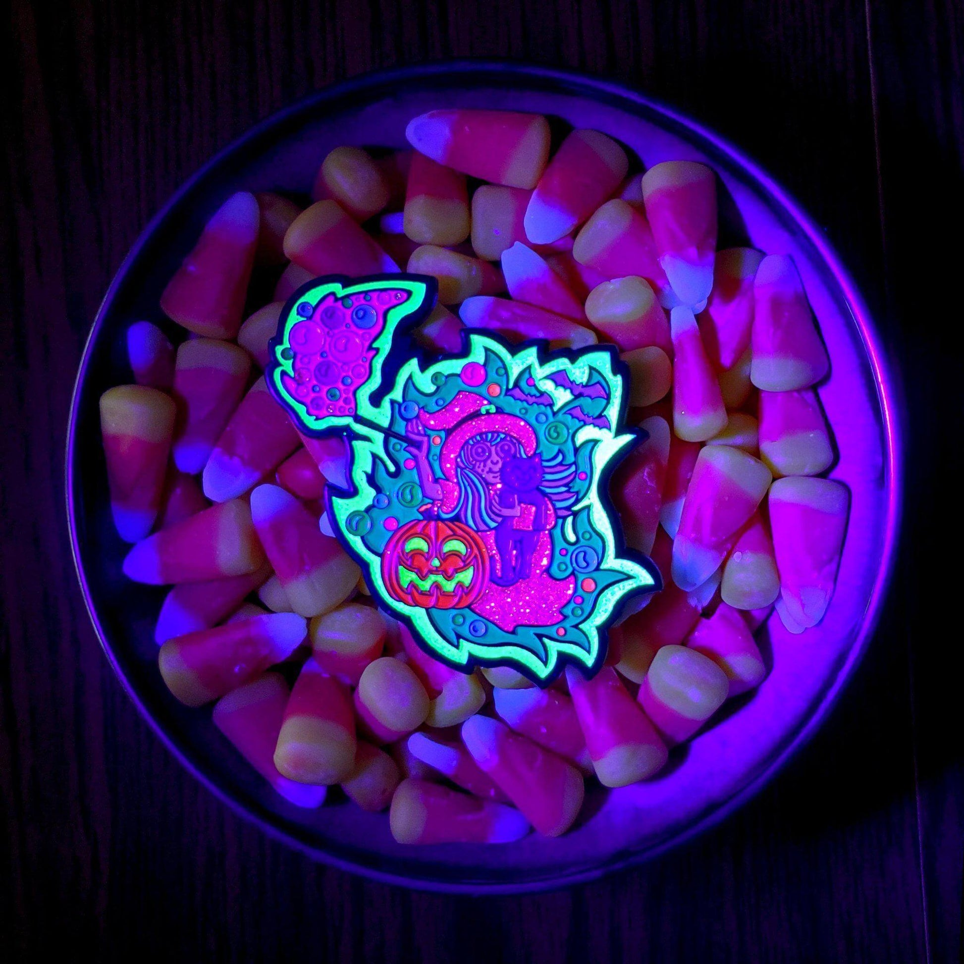 Glowing Witch Pin - Kolorspun Enamel Pins